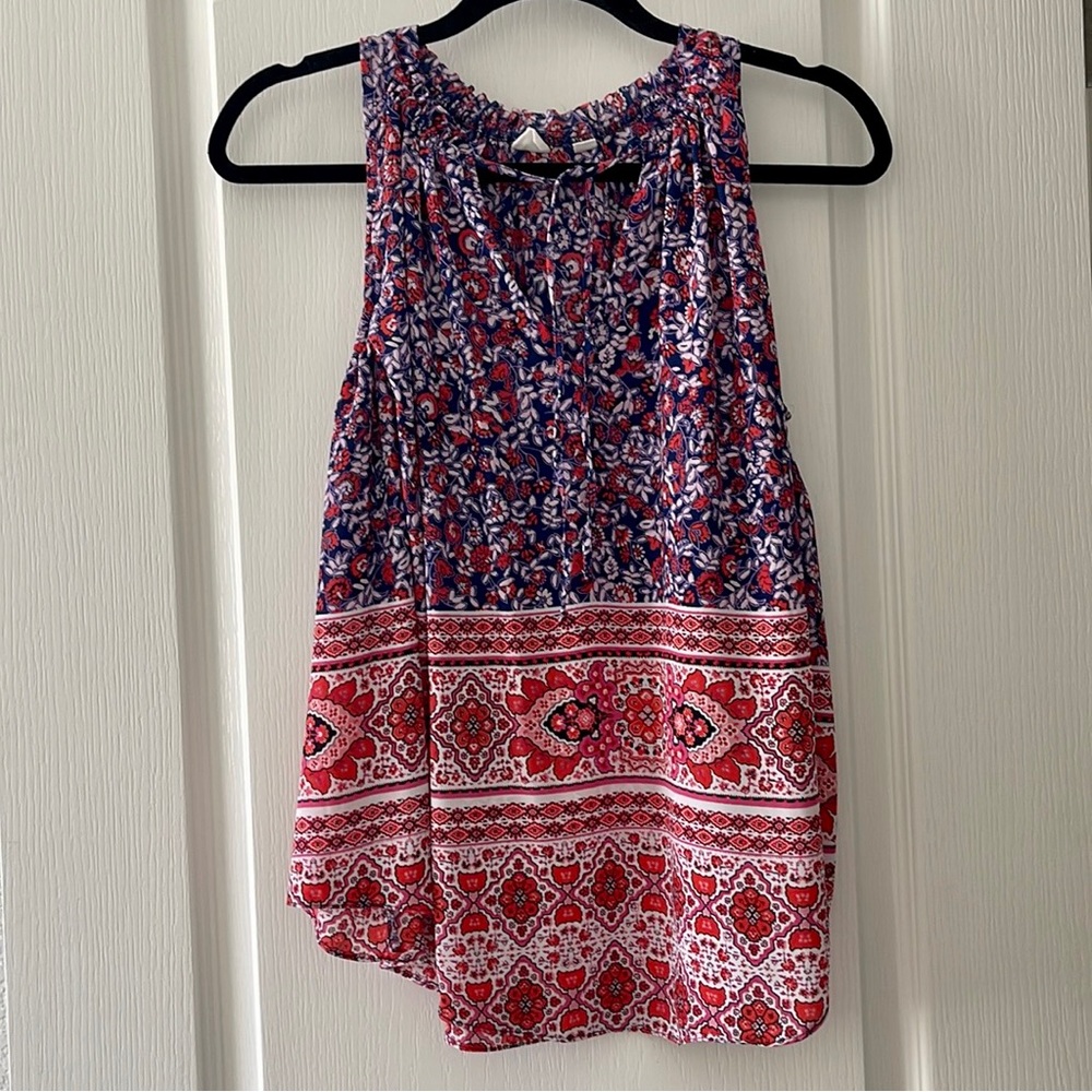 GAP Women’s floral tank top